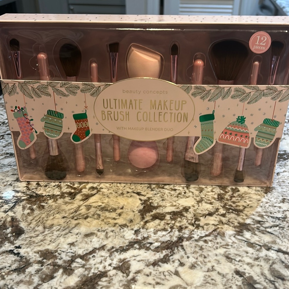 BEAUTY CONCEPTS ULTIMATE MAKEUP BRUSH COLLECTION 12PCS NWT